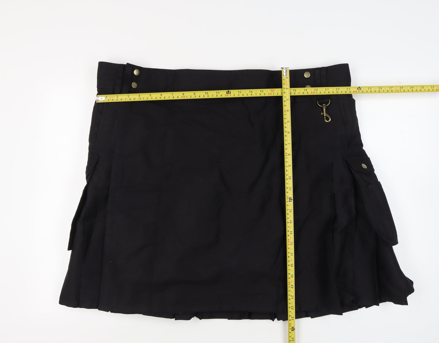 Highland Redstone Men's Black Cargo Utility Kilt Size 50 Cotton Blend