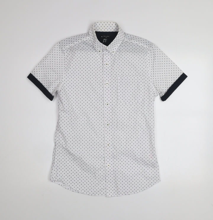 New Look Men White Geometric Short Sleeve Button-Up Shirt XS