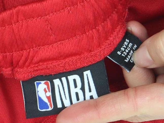 NBA Boys Red Chicago Bulls Lavine 8 Athletic Basketball Shorts 8-9 Years