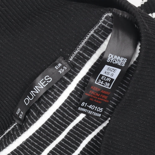 Dunnes Stores Women’s Black Striped Ribbed Biker Shorts XS