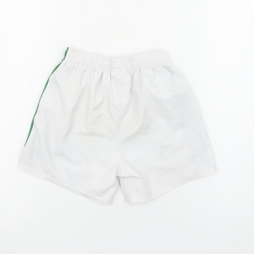 Umbro Boys White 6-7 Years Athletic Football Shorts Ireland Crest