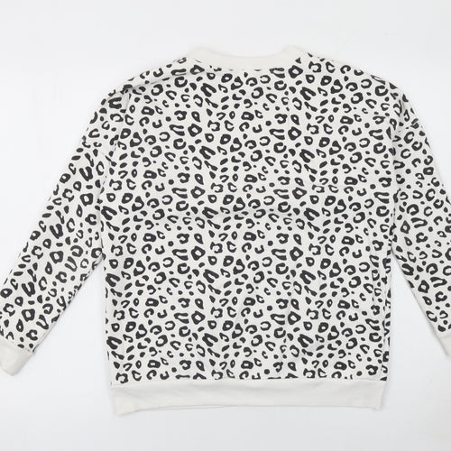 Chic and Discreet Women's White Leopard Print Pullover Sweatshirt Size S