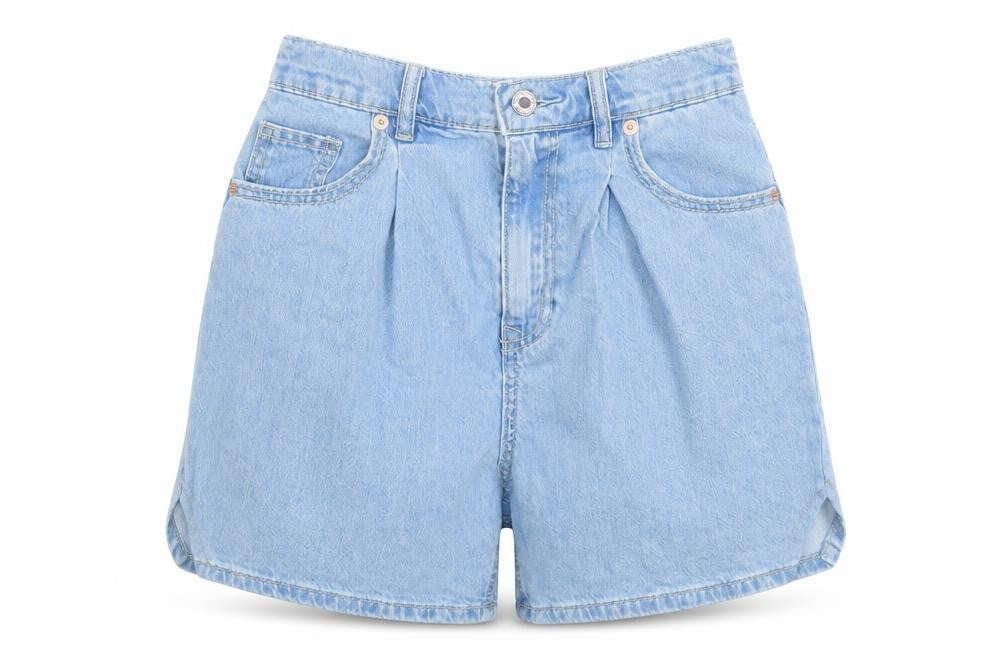 Front view of Stradivarius Women’s Blue Denim Mom Shorts, size UK 6