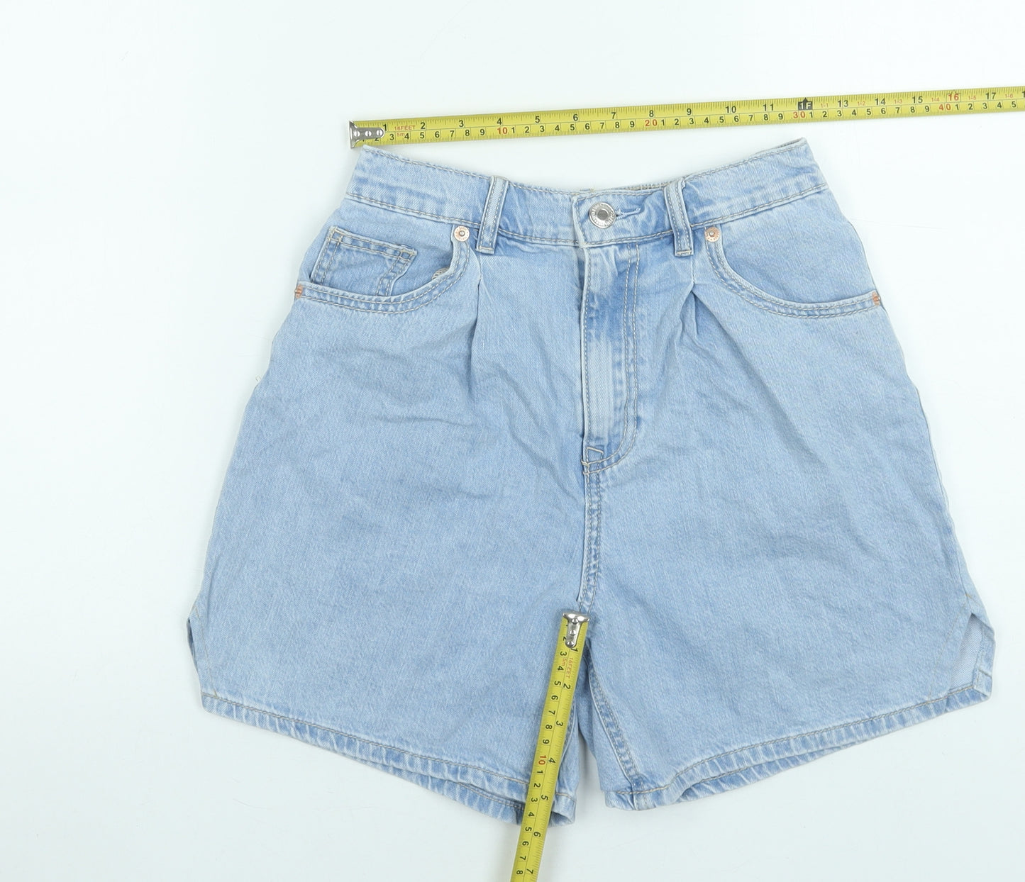 Stradivarius Women’s Blue Denim Mom Shorts Size 6