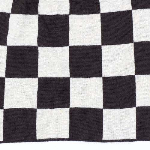 Fendi Women’s Black & White Wool Rectangle Scarf Check Pattern Made in Italy
