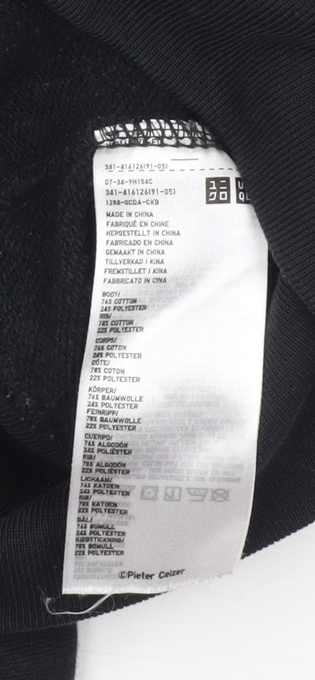 Uniqlo Men Black Graphic JUST Chillin Hoodie Size S Cotton Blend