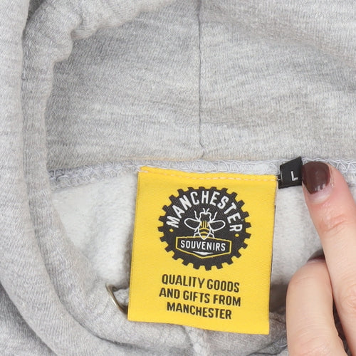 Manchester Souvenirs Men's Grey Pullover Hoodie L Graphic Print