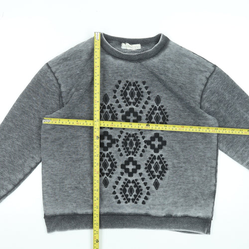 Sitting At Star Women's Grey Pullover Sweatshirt Size S Aztec Print