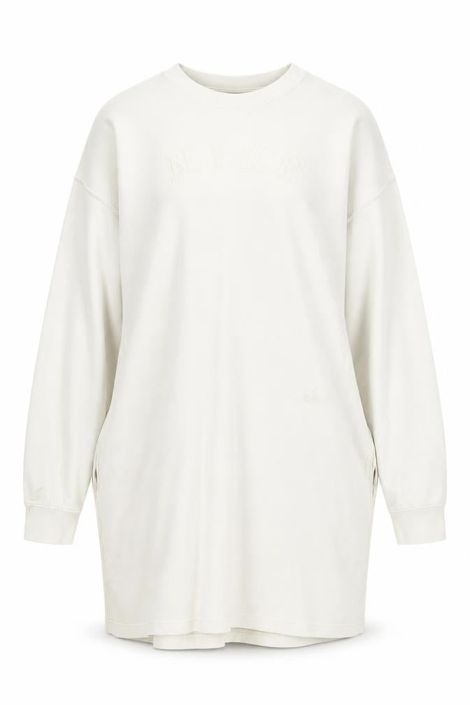 Front view of Nike Women White XL Pullover Sweatshirt Long Sleeve Relaxed Fit