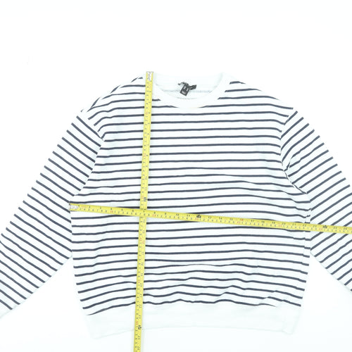 New Look Women’s White Striped Pullover Sweatshirt Size M