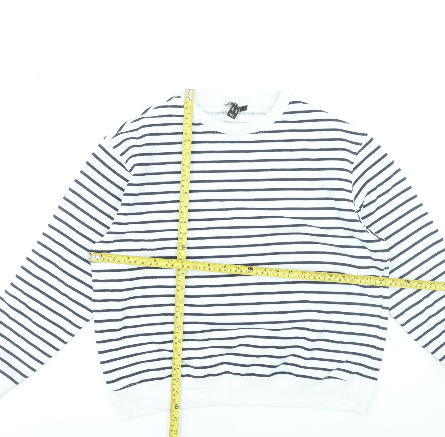 New Look Women’s White Striped Pullover Sweatshirt Size M