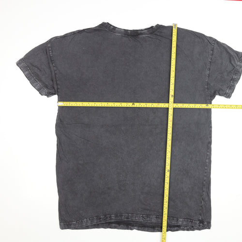 Liquor n Poker Mens Black Graphic Rock T-Shirt Size L 100% Cotton