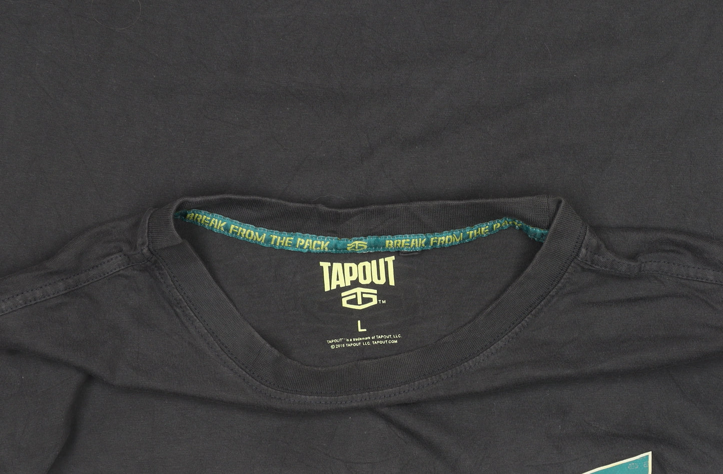 Tapout Men's Black Graphic Sports T-Shirt Size L 100% Cotton