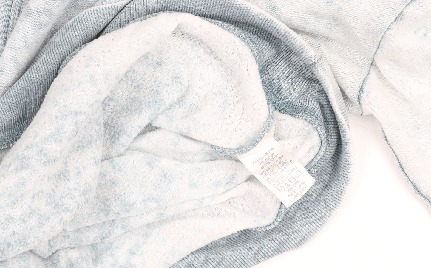 Ocean Drive Women’s Blue High Neck Long Sleeve Pullover Top L