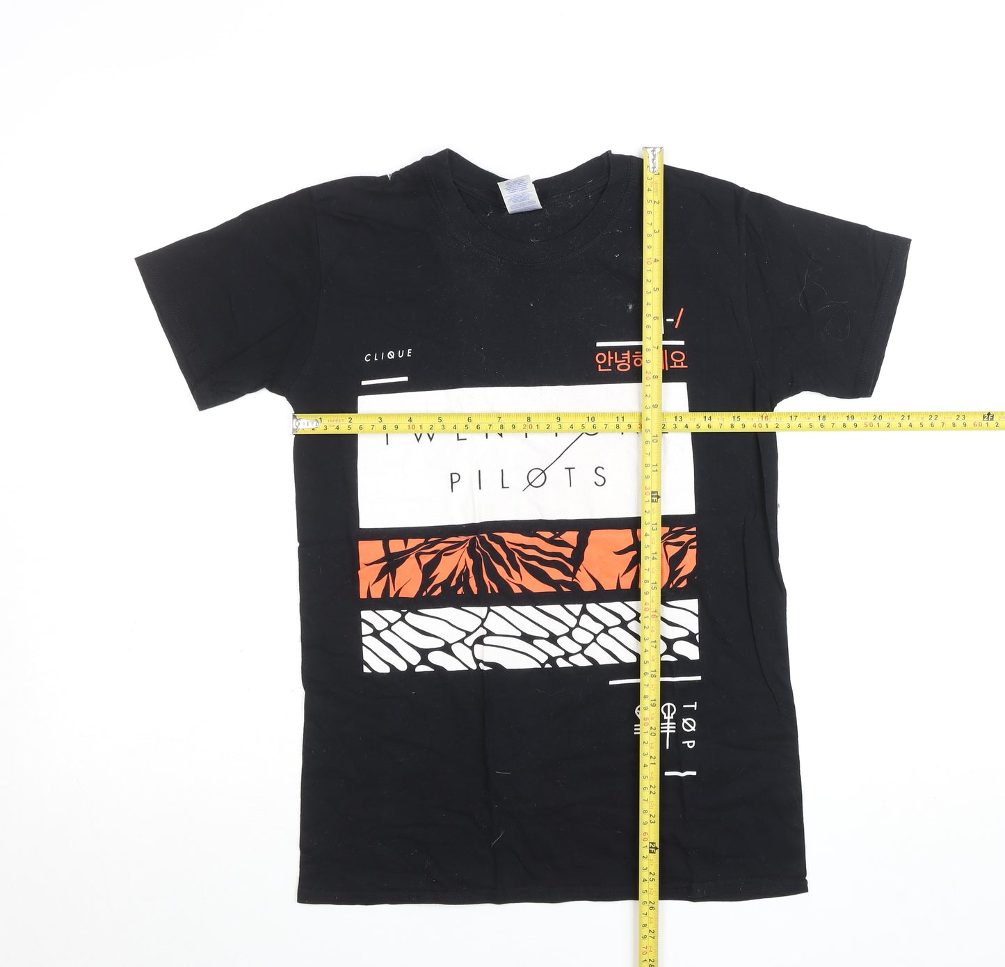 Gildan Women’s Black Twenty One Pilots Graphic T-Shirt Size S