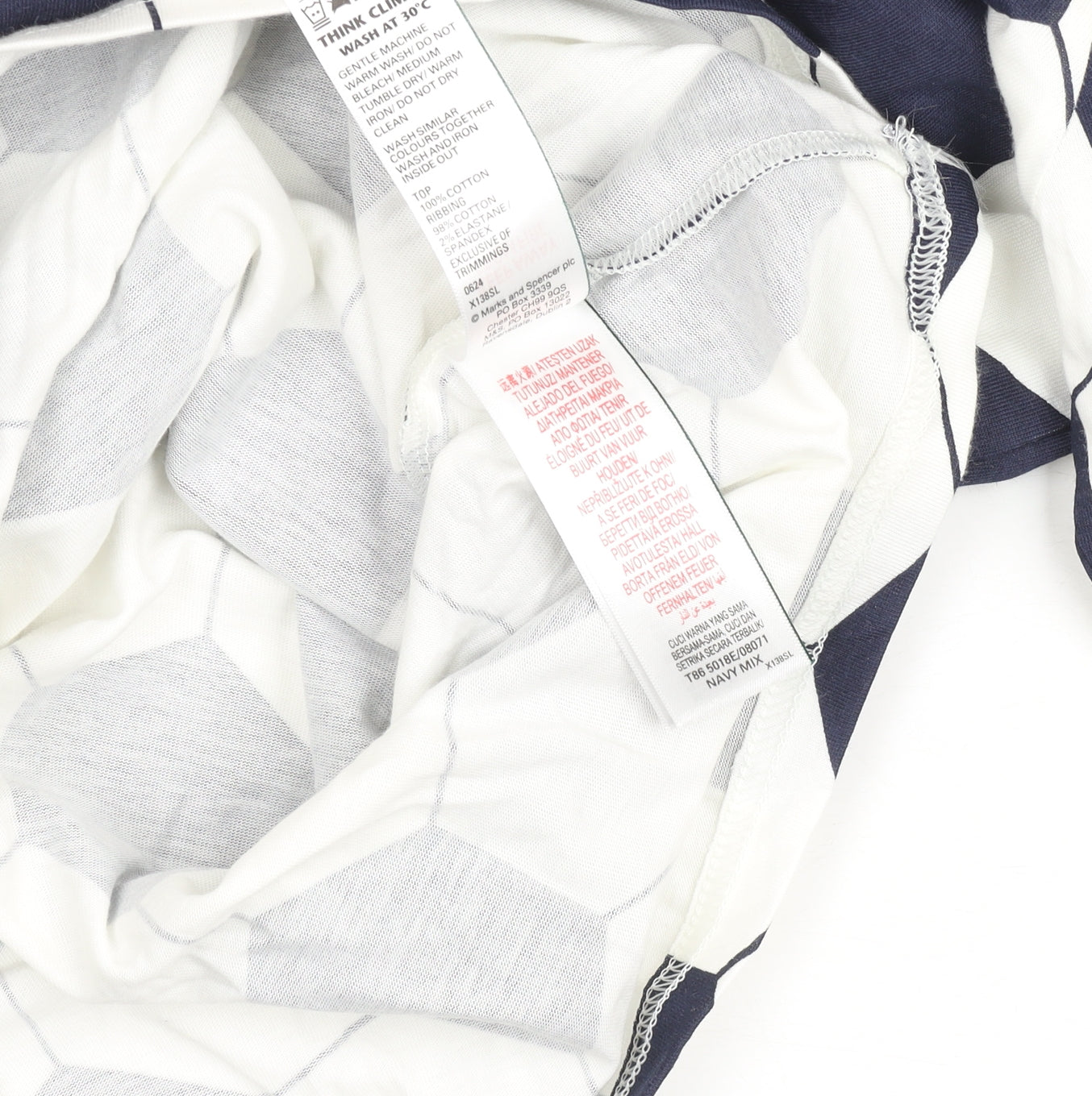 Marks and Spencer Boys Black & White Long Sleeve Cotton Sports T-Shirt 13-14 Yrs