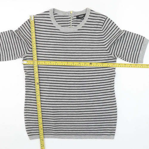 Premise Studio Women’s Grey Striped Short Sleeve Knit Pullover Jumper Size S