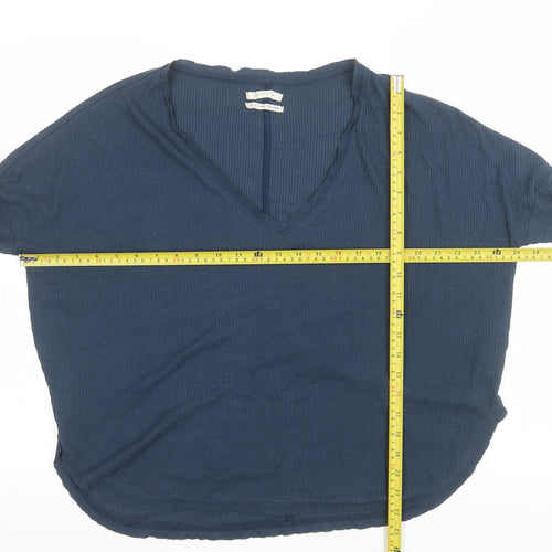 Urban Outfitters Women's Blue V-Neck Long Sleeve Relaxed Top XS
