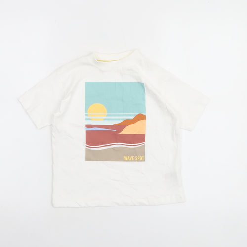 Dunnes Stores Boys White Wave Spot Graphic Cotton T-Shirt 4-5 Years