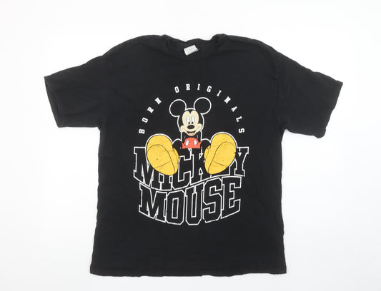 Front view of DeFacto Women Black Mickey Mouse Graphic Cotton T-Shirt M