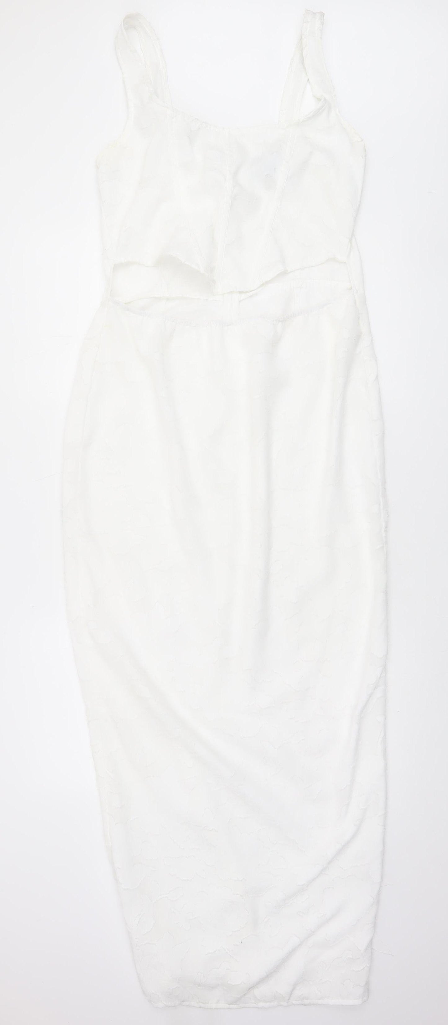 PrettyLittleThing Women White Size 14 Sleeveless Lace Bodycon Midi Dress
