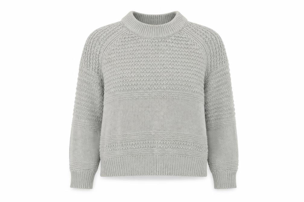 Front view of Universal Thread Women Grey XL Chunky Knit Crew Neck Jumper