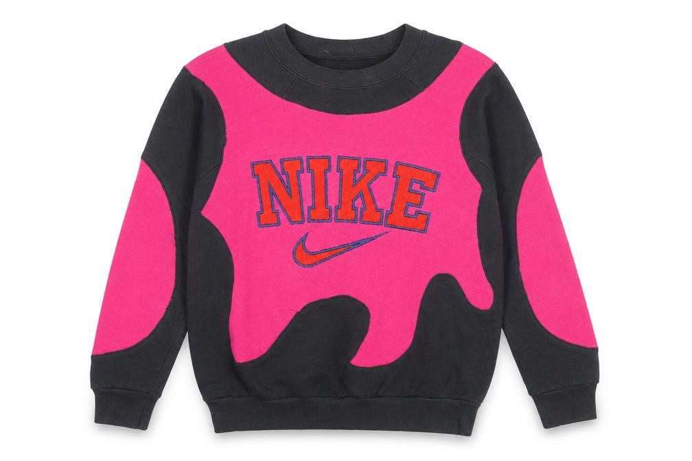 Front view of Nike Teens Black Pink Colourblock Pullover Sweatshirt L 152-158cm