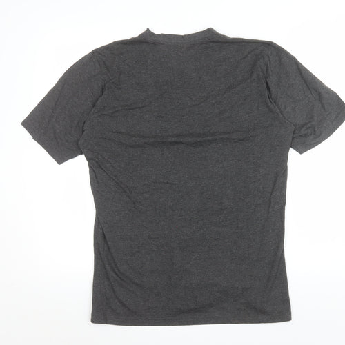 L.F.C. Men’s Grey V-Neck Short Sleeve Sports T-Shirt Size M