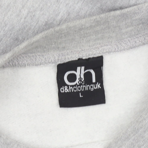 d&hclothinguk Men's Grey Meet The Vamps Graphic Pullover Sweatshirt L