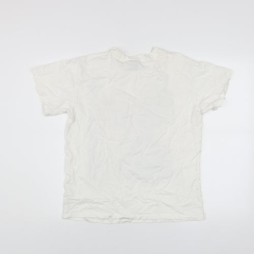 Bershka Men’s White Chainsaw Man Anime Graphic T-Shirt XS