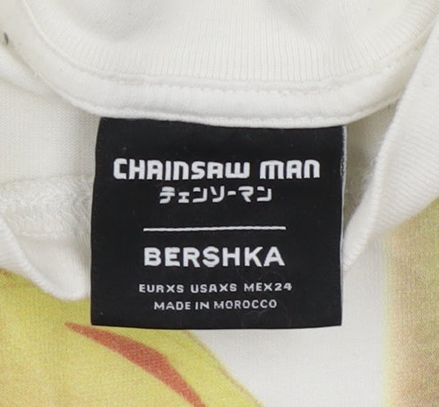 Bershka Men’s White Chainsaw Man Anime Graphic T-Shirt XS