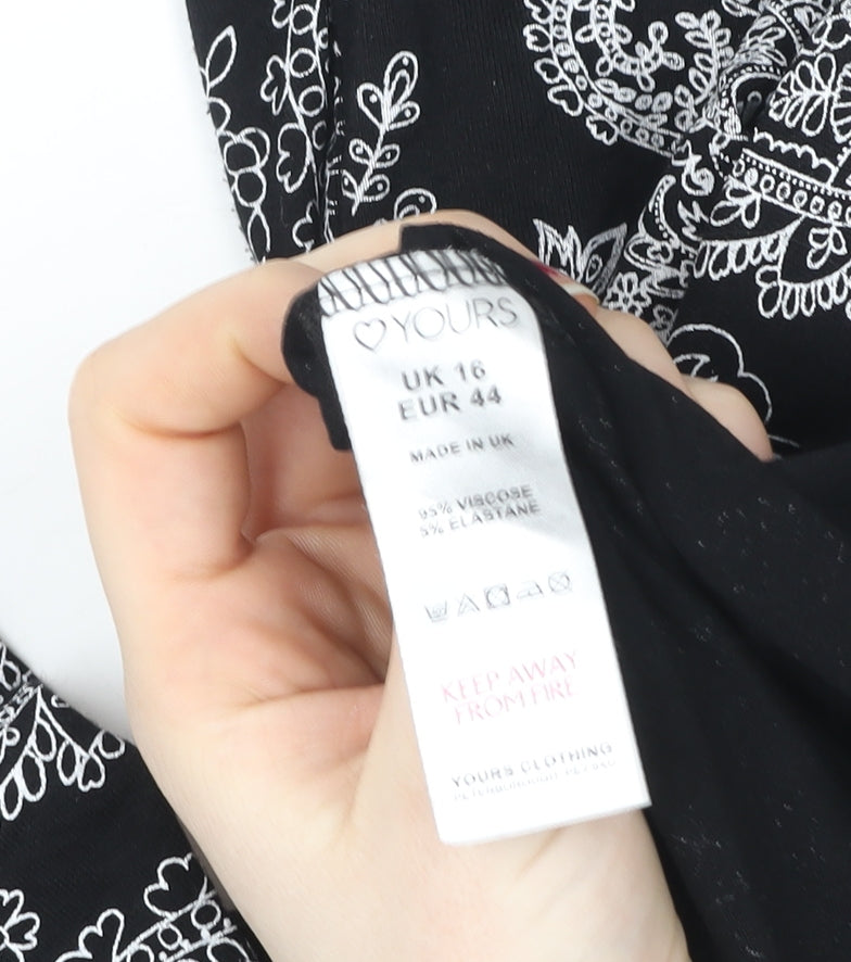 Yours Clothing Womens Black Paisley Bermuda Shorts Size 16 Viscose Stretch