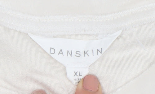 Danskin Women's Beige XL Short Sleeve Crew Neck Stretch T-Shirt