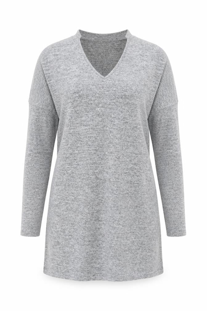 Front view of Voulez Vous Women's Grey Tunic Long Sleeve V-Neck Top M