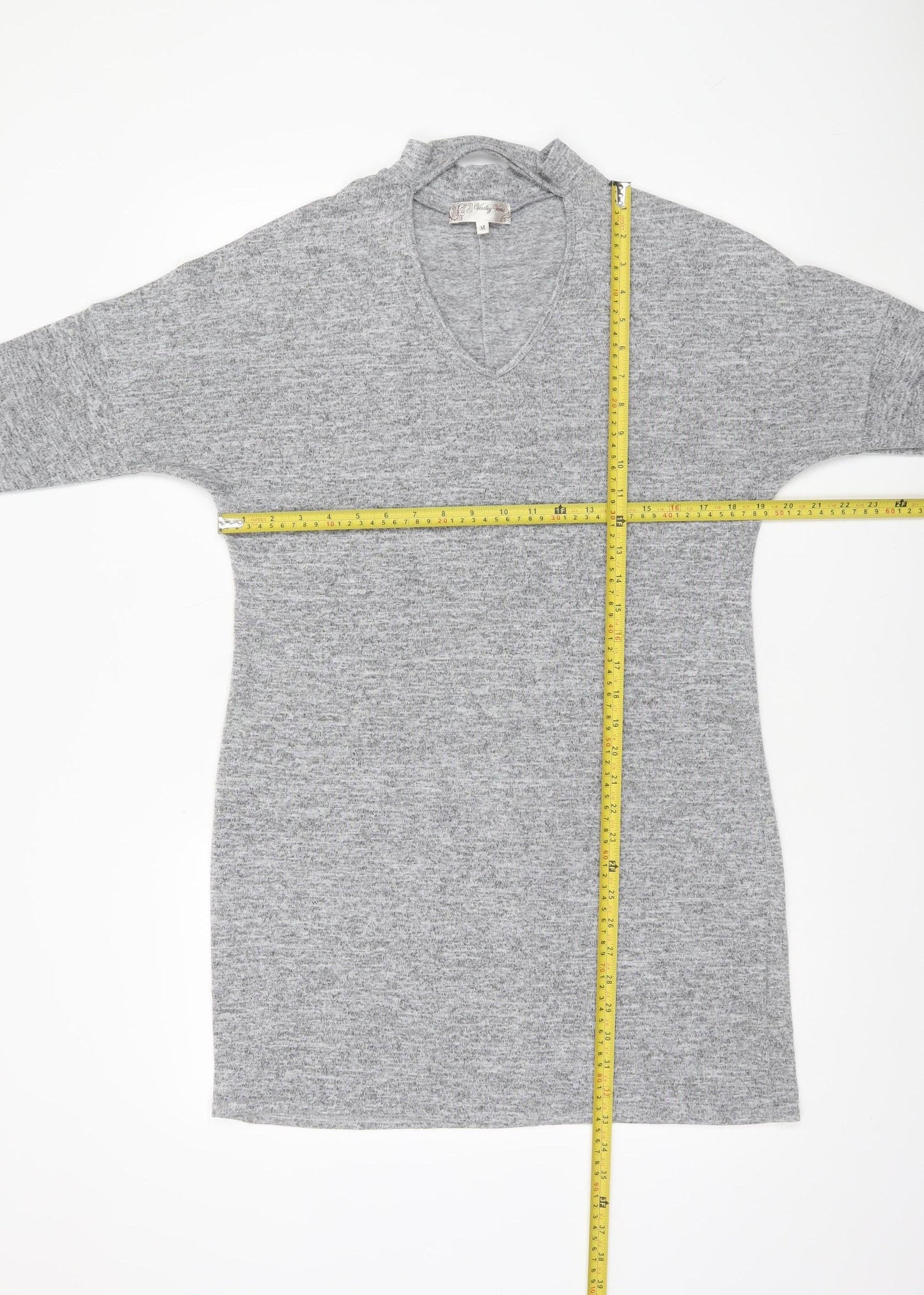 Voulez Vous Women's Grey Tunic Long Sleeve V-Neck Top M