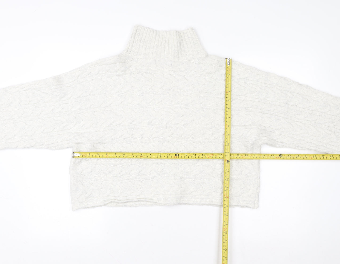 New Look Women’s Ivory Cable-Knit Roll Neck Jumper Size L