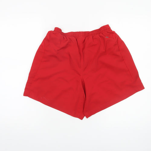 Umbro Men's Red Athletic Shorts M Lightweight Quick Dry