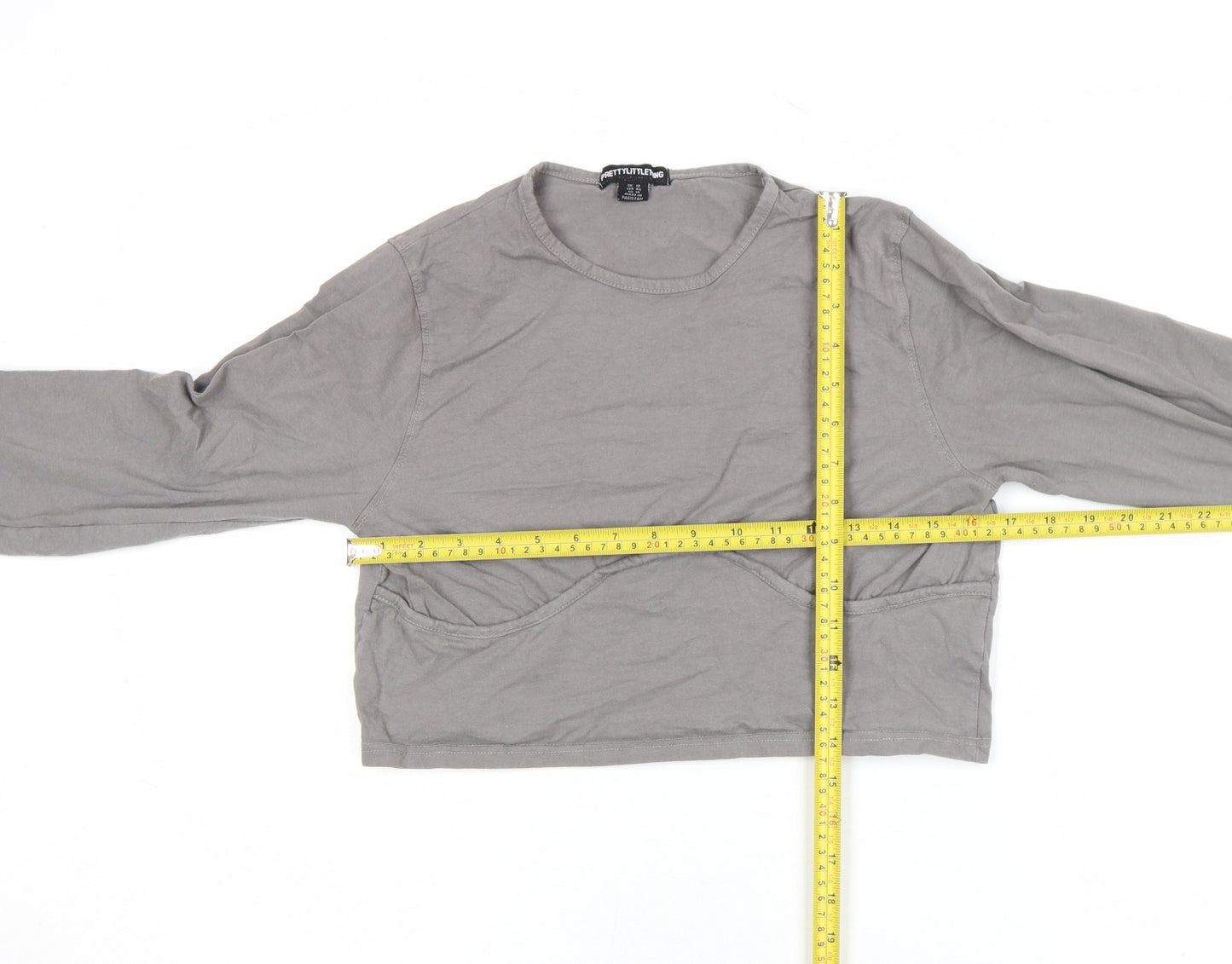 PrettyLittleThing Women’s Grey Cropped Long Sleeve Slim Fit Top UK 16