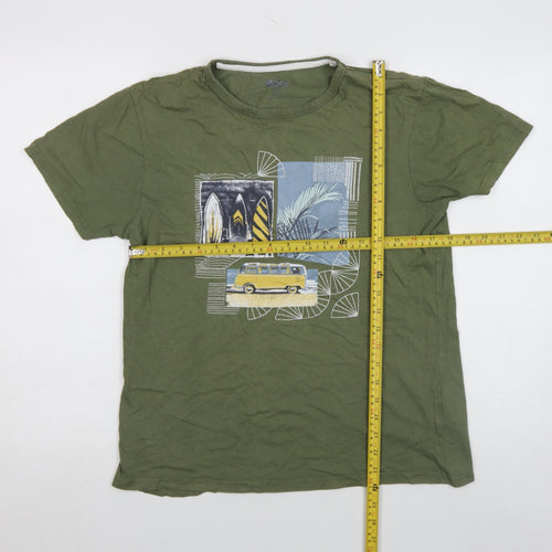 M&Co Men’s Green Graphic Beach Camper T-Shirt Size S