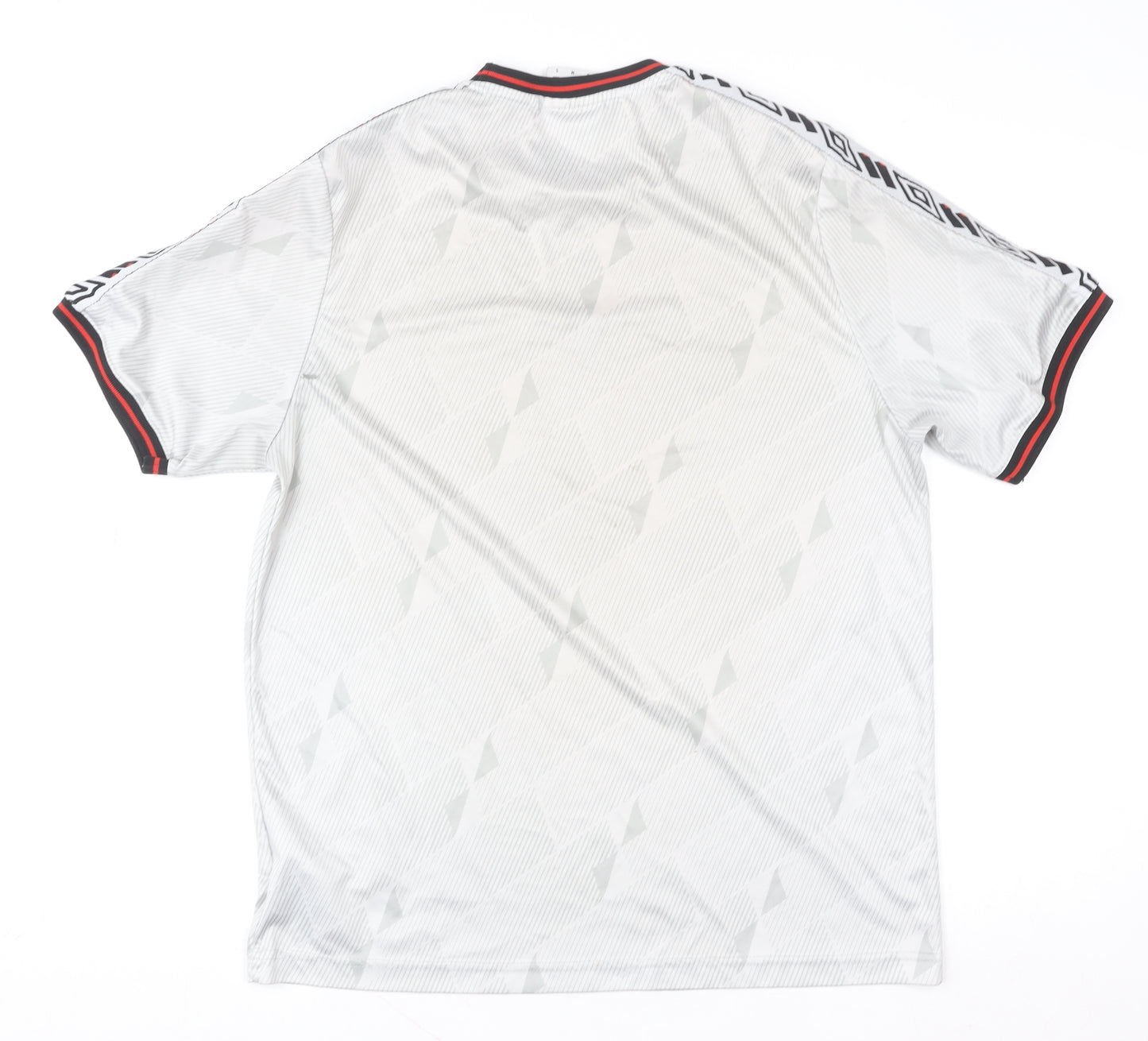 Umbro Men's White Football Jersey T-Shirt Small