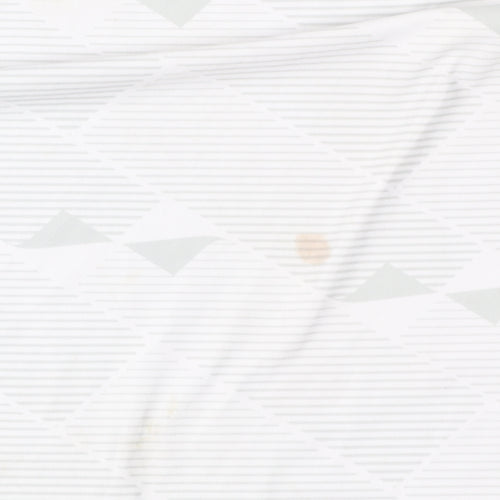 Umbro Men's White Football Jersey T-Shirt Small