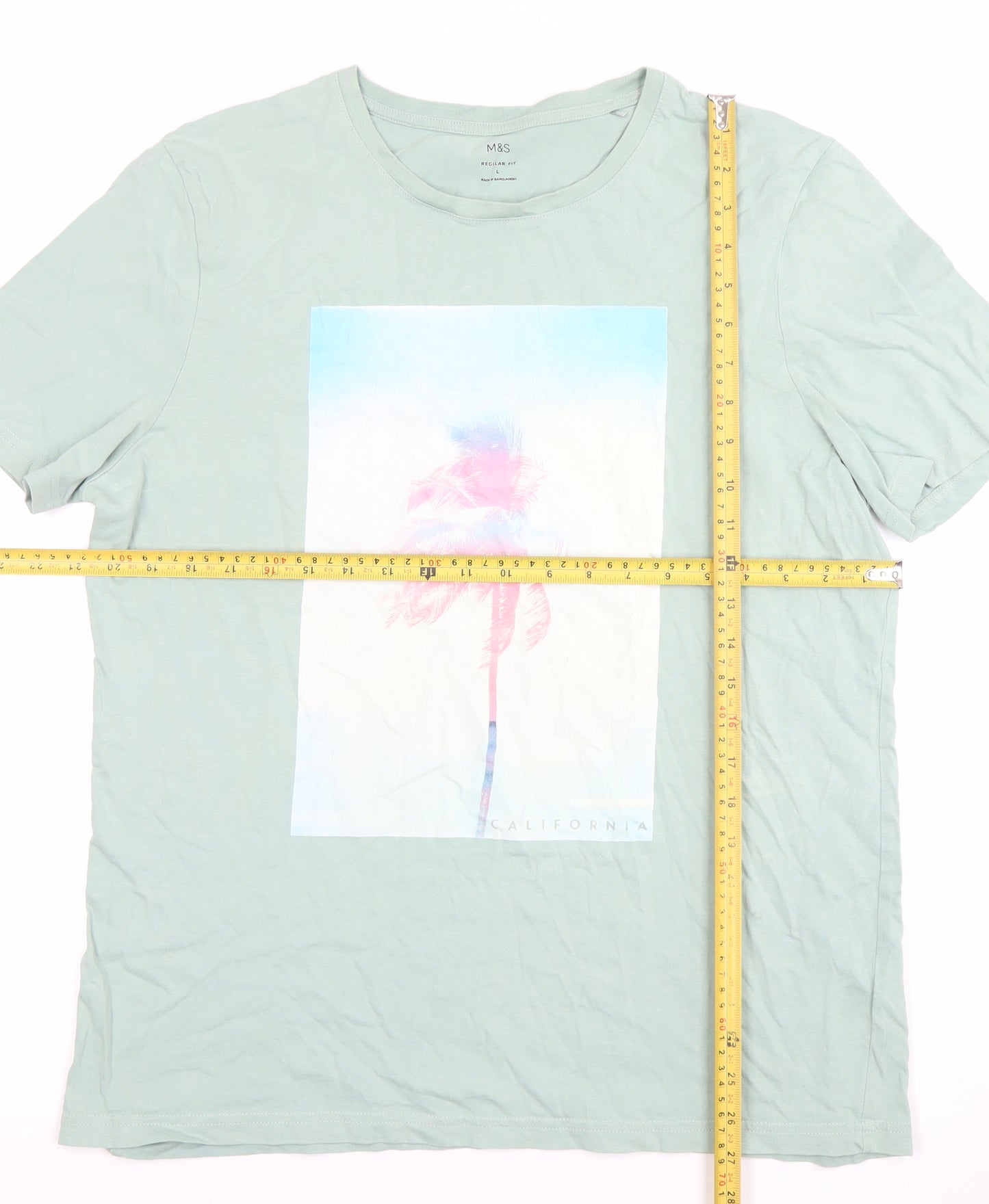 Marks and Spencer Men's Green California Graphic Regular Fit T-Shirt L