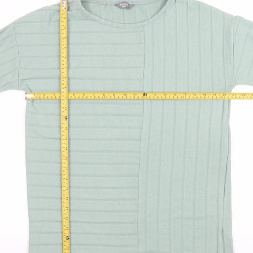 Nutmeg Women’s Green Striped Short Sleeve T-Shirt Size 12