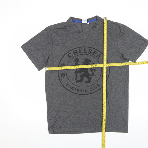 Chelsea Football Club Men's Grey V-Neck Short Sleeve T-Shirt Size S
