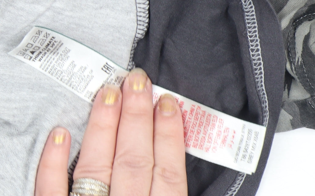 Marks and Spencer Boys Grey Camouflage Short Sleeve Cotton T-Shirt 2-3 Years