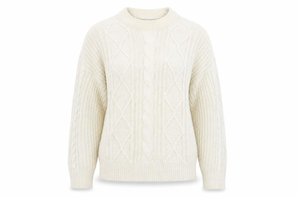 Urban Outfitters Women’s Ivory Cable-Knit Jumper M