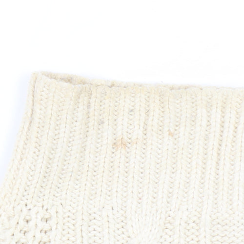 Urban Outfitters Women’s Ivory Cable-Knit Jumper M
