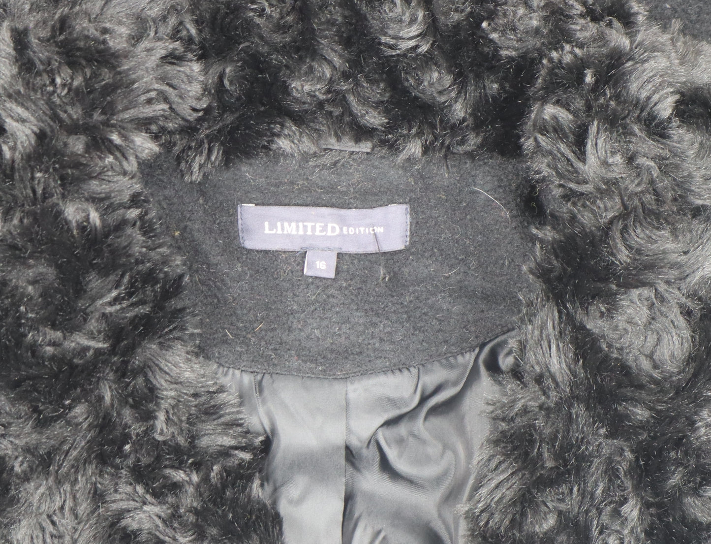 Marks and Spencer Women’s Black Faux Fur Collar Wool Blend Coat Size 16
