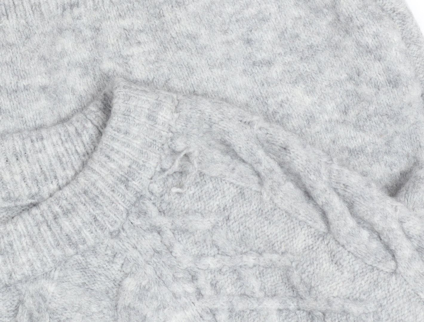 H&M Women’s Grey Cable-Knit Crew Neck Jumper Size XL