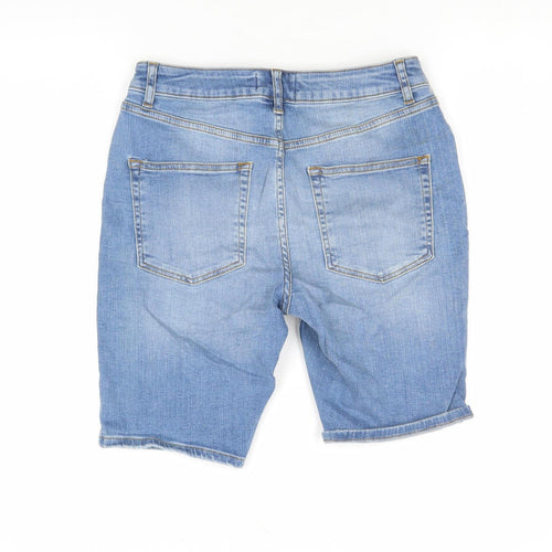 ASOS DESIGN Men’s Blue Light Wash Distressed Denim Bermuda Shorts L